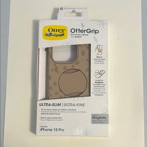 OtterBox OtterGrip Ultra-Slim Case for iPhone 15 Pro - Tan